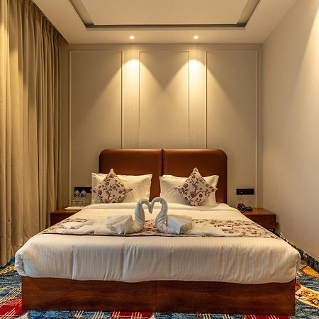 City Klyde Inn Amritsar Buitenkant foto
